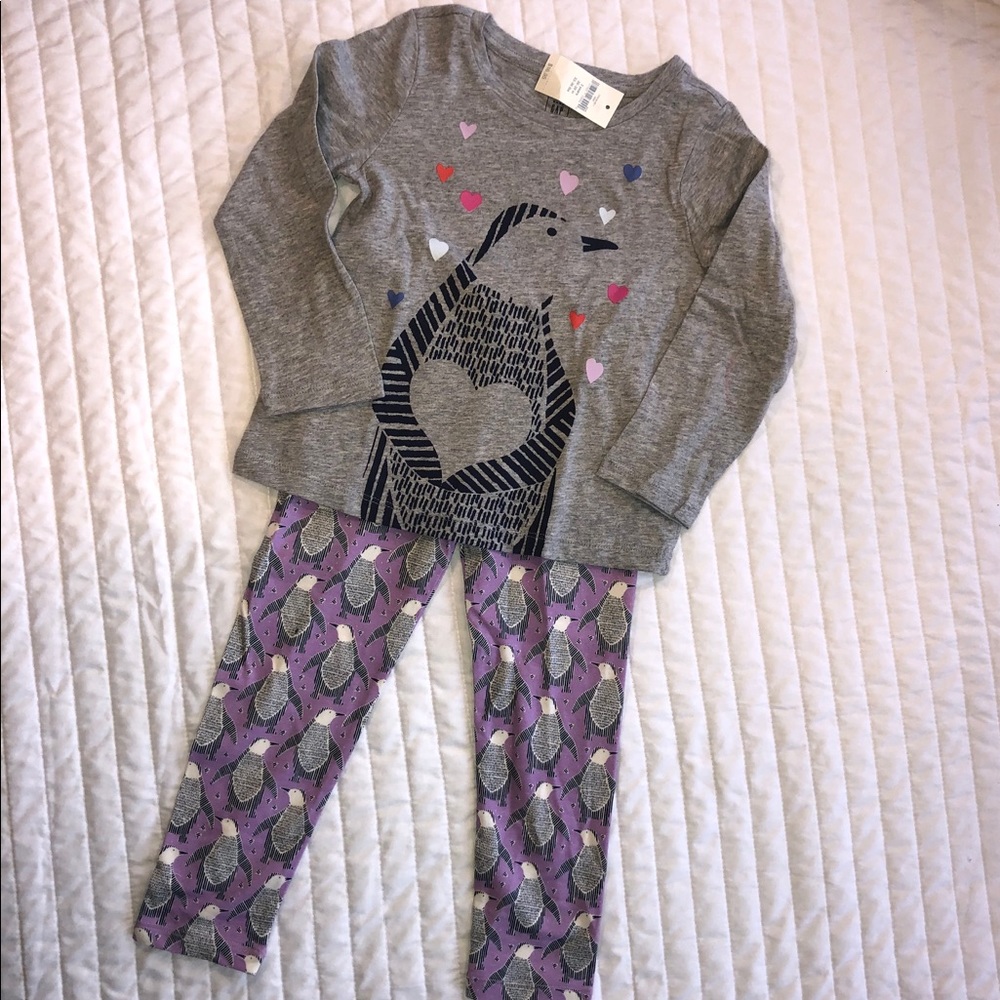 BabyGap Penguin print top and leggings set